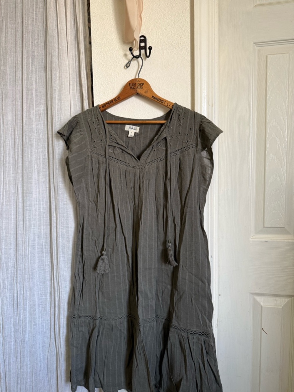 Style & Co. Olive Gray Lace-Trim Peasant Top
